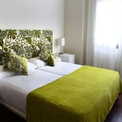 Отель Hva Augusta Garden Apartments Испания, Барселона - отзывы, цены и фото номеров - забронировать отель Hva Augusta Garden Apartments онлайн комната для гостей фото 5