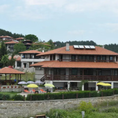 Отель Guest House Brezata - Betula Болгария, Ардино - отзывы, цены и фото номеров - забронировать отель Guest House Brezata - Betula онлайн приотельная территория