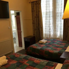 Smiths Hotel 2* Стандартный номер фото 4