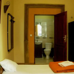 Отель Momotown B&b Краков сейф в номере