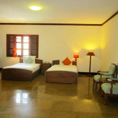 Отель Hoang Anh - Dat Xanh Dalat Resort 3* Номер Делюкс с 2 отдельными кроватями