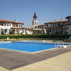 Отель BlackSeaRama Golf & Villas Балчик бассейн