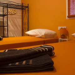 Отель Colors Rooms сейф в номере