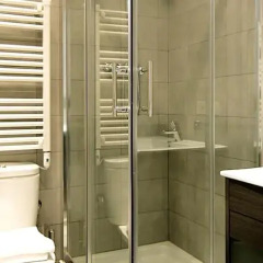 Апартаменты ClassBedroom Apartments V ванная