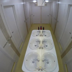 Гостиница HQ Hostelberry Кровать в общем номере с двухъярусной кроватью фото 40