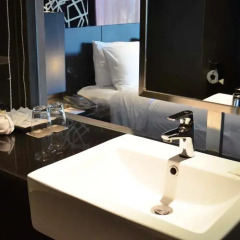 Отель Golden Tulip Mandison Suites 4* Номер Делюкс фото 4