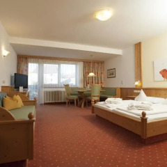 Отель Baumgartner's Blumenhotel Сцена комната для гостей фото 5