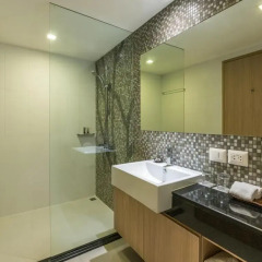 Отель Maitria Sukhumvit 18 Bangkok – A Chatrium Collection 4* Улучшенная студия фото 4