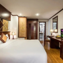 May De Ville Old Quarter Hotel 4* Улучшенный номер с различными типами кроватей фото 3