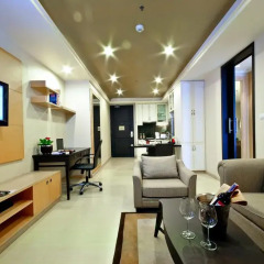 Отель Admiral Premier Sukhumvit 23 By Compass Hospitality 4* Люкс фото 2