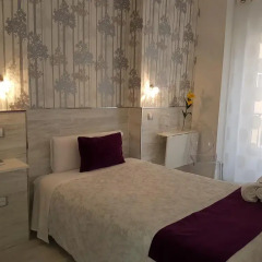 Отель Hostal Met Madrid Стандартный номер с различными типами кроватей фото 2