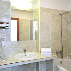 Hotel Merkur 3* Стандартный номер фото 6