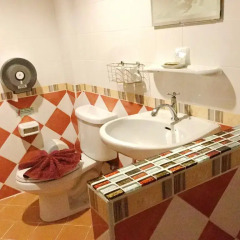 Thip Residence Boutique Hotel 3* Улучшенный номер с различными типами кроватей фото 4