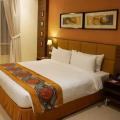 One to One Clover Hotel & Suites 3* Люкс с различными типами кроватей фото 9