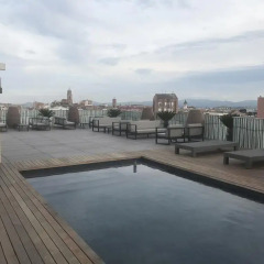 Hotel Urpí бассейн