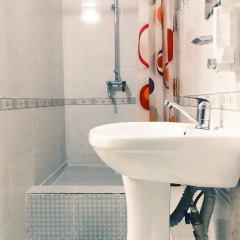 Отель 7 Lives Hostel Кыргызстан, Бишкек - отзывы, цены и фото номеров - забронировать отель 7 Lives Hostel онлайн ванная фото 2