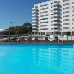Отель Deluxe Condominium with Sea View бассейн