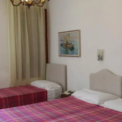 Hotel Iris Venice 2* Стандартный номер с двуспальной кроватью (общая ванная комната)