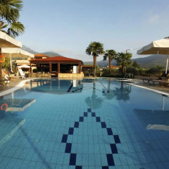 Ariadni Hotel Bungalows бассейн