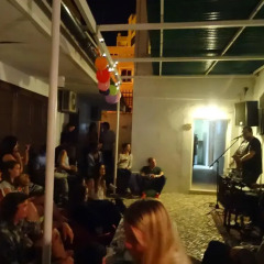Le Penguin Hostel
