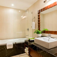 Paragon Saigon Hotel 4* Номер категории Премиум с различными типами кроватей