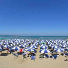 Club Hotel Le Nazioni пляж фото 2