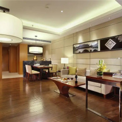 Отель Crowne Plaza Chengdu West Улучшенный номер с различными типами кроватей фото 5