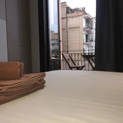 Отель Hostalin Barcelona Pg. de Gràcia 3* Стандартный номер с двуспальной кроватью фото 15