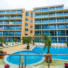 Family Hotel Gallery 3* Улучшенные апартаменты с различными типами кроватей фото 7