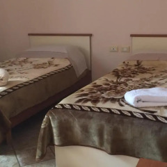 Отель Friends House Албания, Тирана - отзывы, цены и фото номеров - забронировать отель Friends House онлайн комната для гостей фото 5