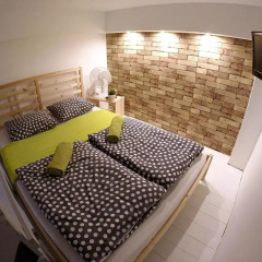 Friends Hostel and Apartments Budapest Стандартный номер с 2 отдельными кроватями