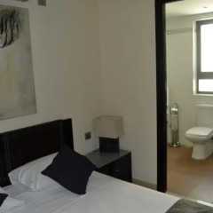 Отель Pebbles Boutique Aparthotel 3* Люкс повышенной комфортности с различными типами кроватей фото 12