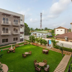 Отель Eagles Lodge Такоради балкон