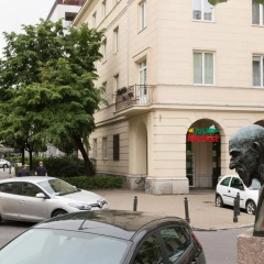 Отель Hot Spot Center VIP парковка