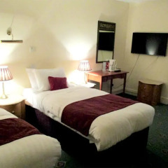 Trafford Hall Hotel 3* Стандартный номер с различными типами кроватей фото 3
