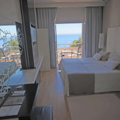 Отель Canyelles Platja Испания, Курорт Росес - отзывы, цены и фото номеров - забронировать отель Canyelles Platja онлайн комната для гостей фото 4