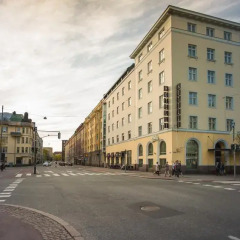 Hotel Helka парковка