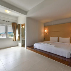 Отель Phuket Montre Resotel 3* Номер Делюкс фото 9