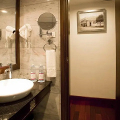 Church Boutique Hotel Hang Trong 3* Улучшенный номер разные типы кроватей фото 5