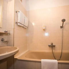 Hotel Atlanta 4* Стандартный номер фото 9