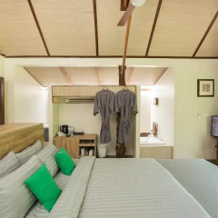 Отель SriLanta Resort 4* Стандартный номер с различными типами кроватей фото 13