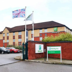 Отель Holiday Inn Manchester West Солфорд парковка
