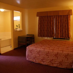 Отель American Inn & Suites LAX Airport 2* Люкс повышенной комфортности с различными типами кроватей фото 4