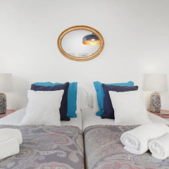 Отель Sweet Inn - Penthouse Fanqueiros комната для гостей фото 5
