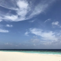 Отель Outrigger Konotta Maldives Resort пляж фото 2