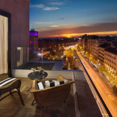 Отель H10 Puerta de Alcalá 4* Стандартный номер с двуспальной кроватью фото 14
