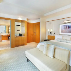 Отель The Ritz-Carlton, Dubai International Financial Centre 5* Номер Делюкс с различными типами кроватей фото 5