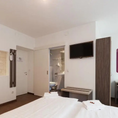 Отель Urban Stay Villa Cicubo Salzburg Австрия, Зальцбург - 3 отзыва об отеле, цены и фото номеров - забронировать отель Urban Stay Villa Cicubo Salzburg онлайн комната для гостей фото 9