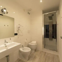Отель So & Leo Guest House Стандартный номер фото 11
