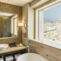 Millennium Plaza Hotel 5* Улучшенный номер с 2 отдельными кроватями фото 4
